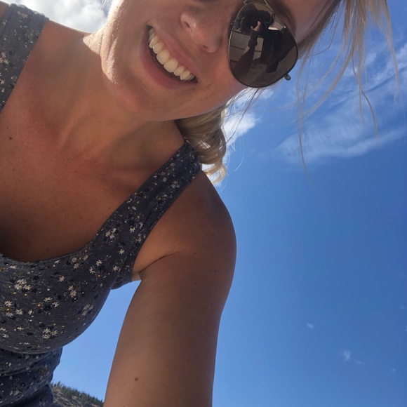 Meet your Posher, Kristina - Picture 1 of 1